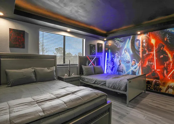 Themed Luxury 6Br Getaway With Resort Amenities